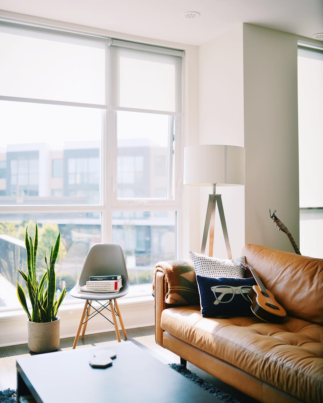 Only the Best Modern Sofas and Couches, image size:1080x1349