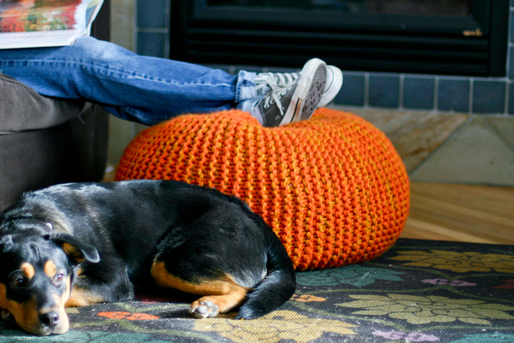 A Tweed Pouf Ottoman - an Easy Chunky Knit