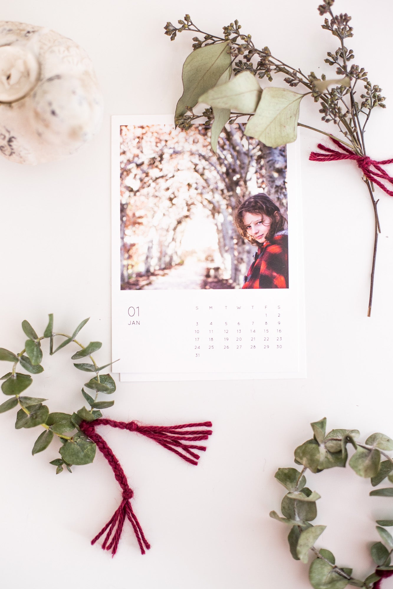 2016 Photo Calendar + DIY Wreath Gift Wrap