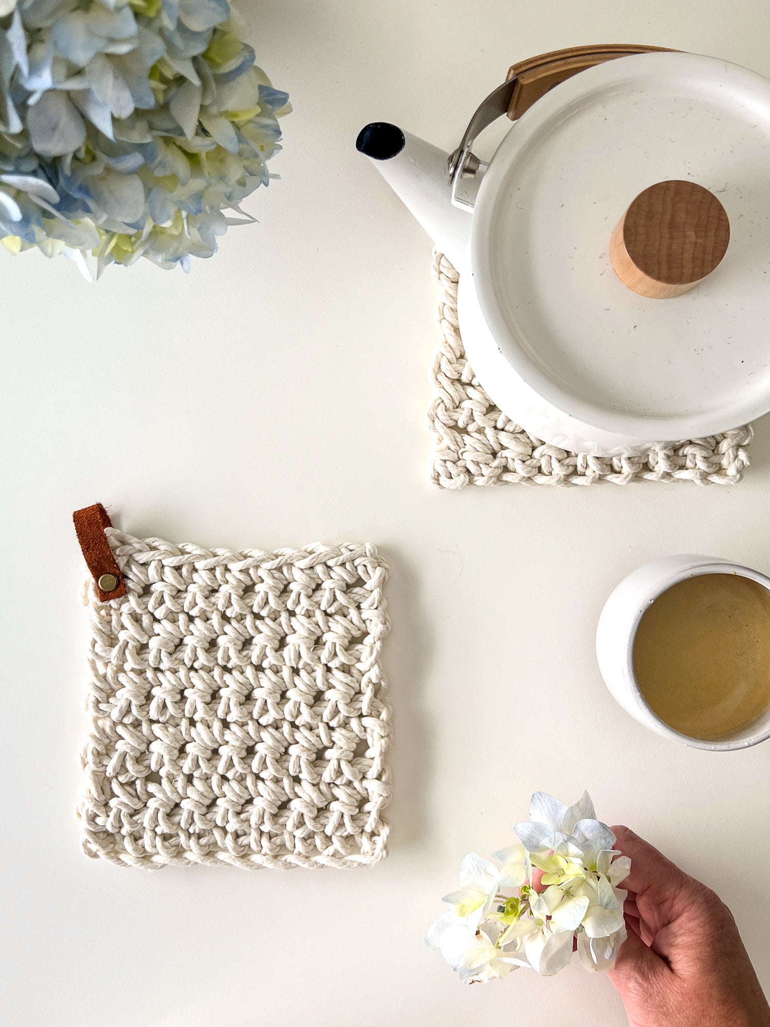 Pauline Flax Potholders