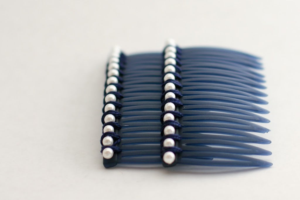 Day 17: Pearl Combs - a diy hair accessory