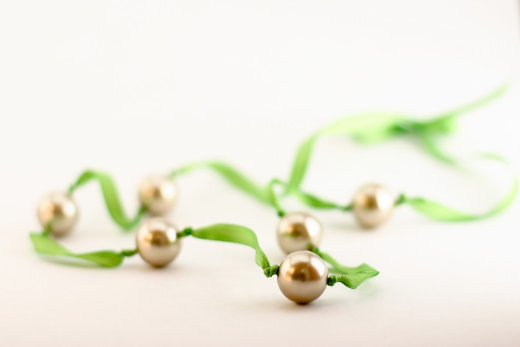 Day 11: Chunky Pearls - a diy pearl necklace