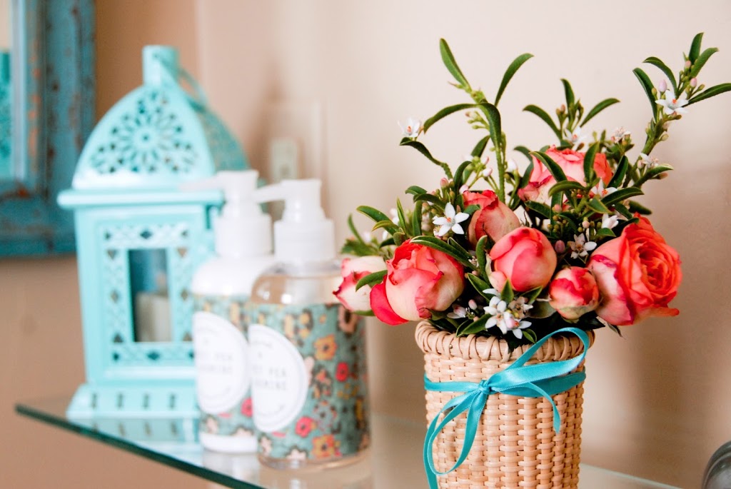 Six Steps to a Powder Room Makeover–a finish fifty project