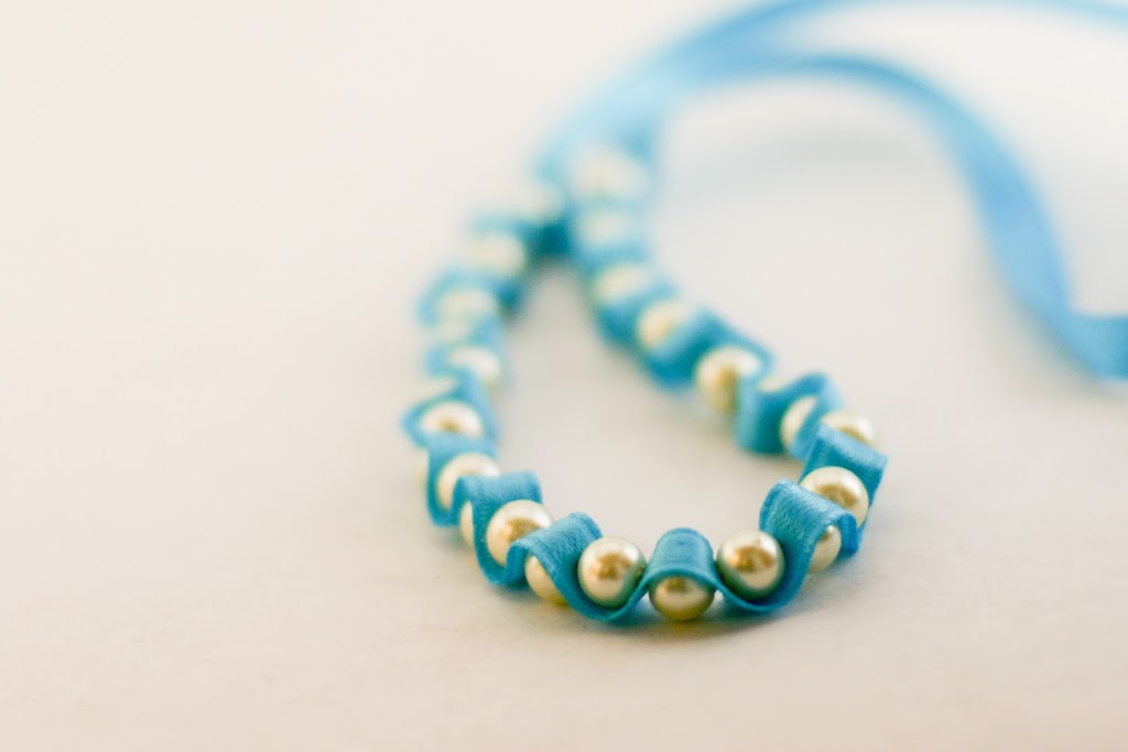 Day 1: A Strand of Pearls - a diy ribbon and pearl necklace