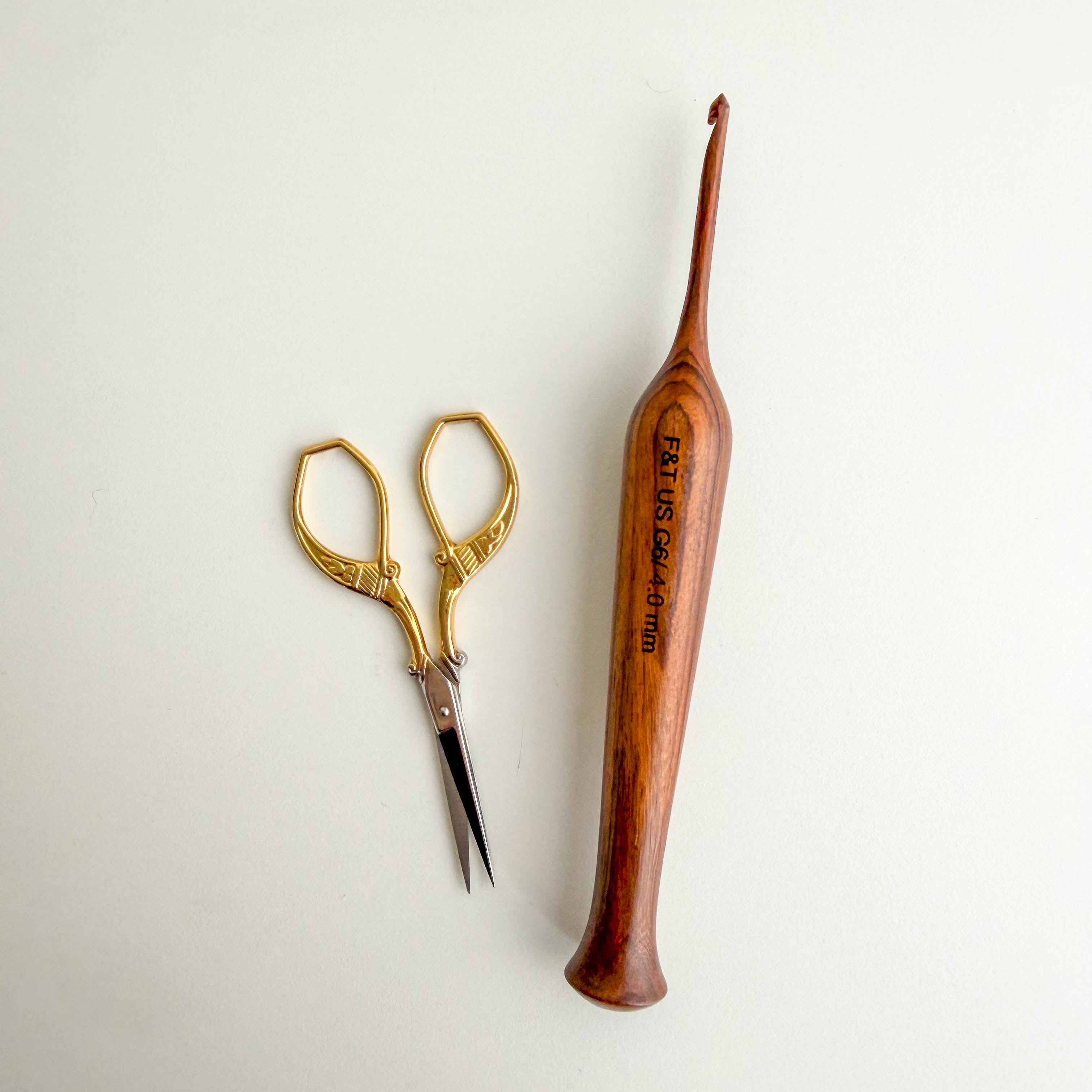 Flax & Twine Rosewood Crochet Hooks