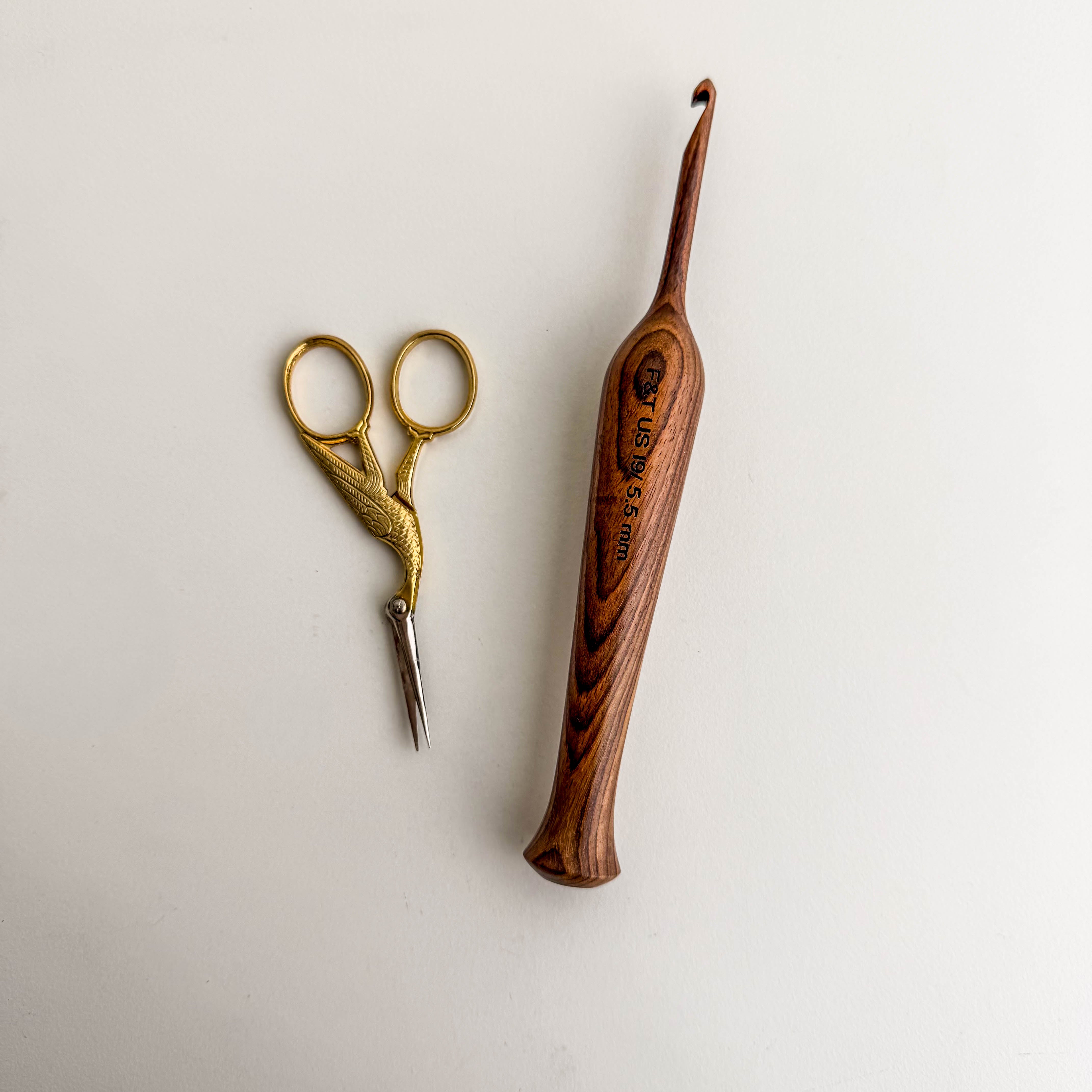 Flax & Twine Rosewood Crochet Hooks