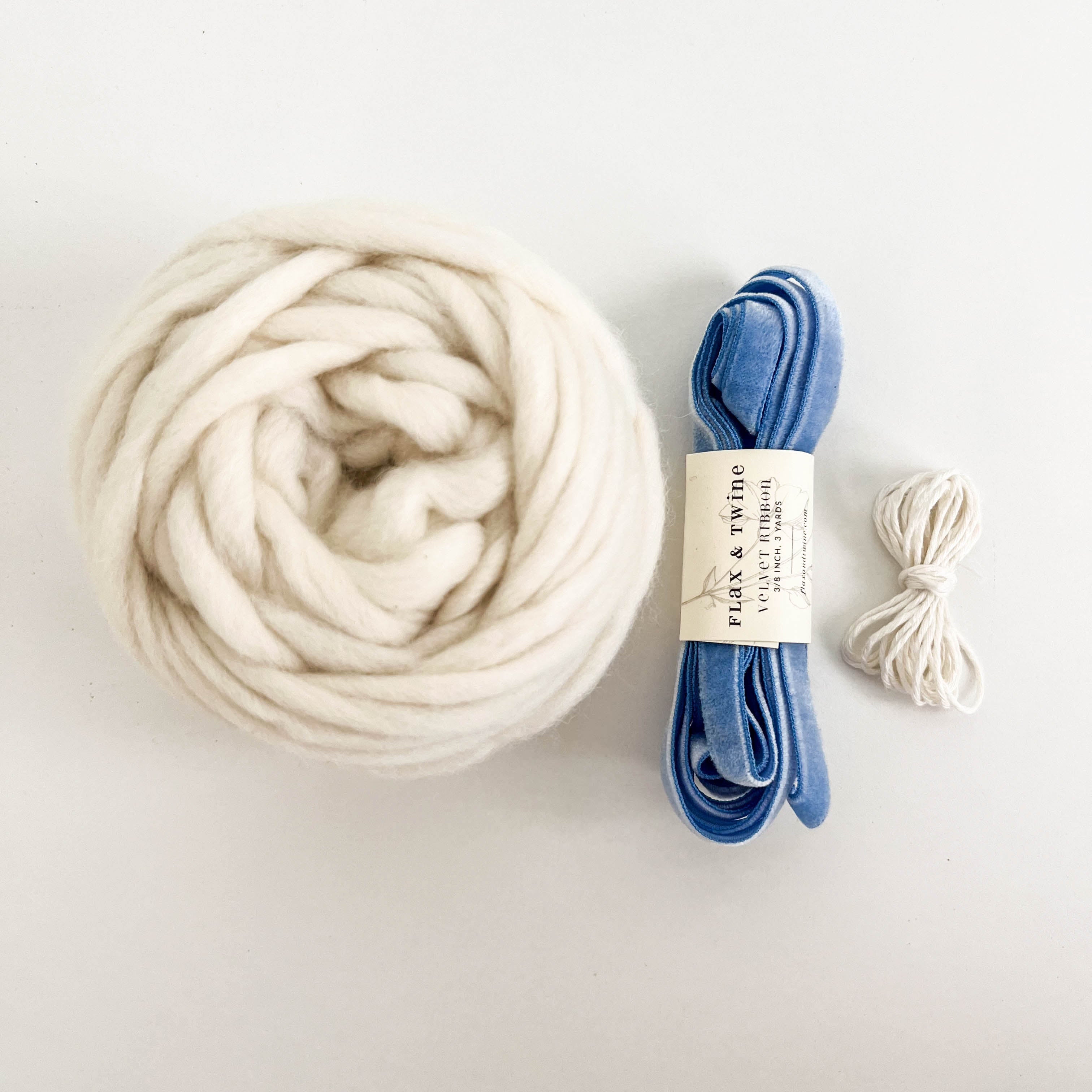 Holiday Wooly Wreath Ornament Kit (Makes 5)