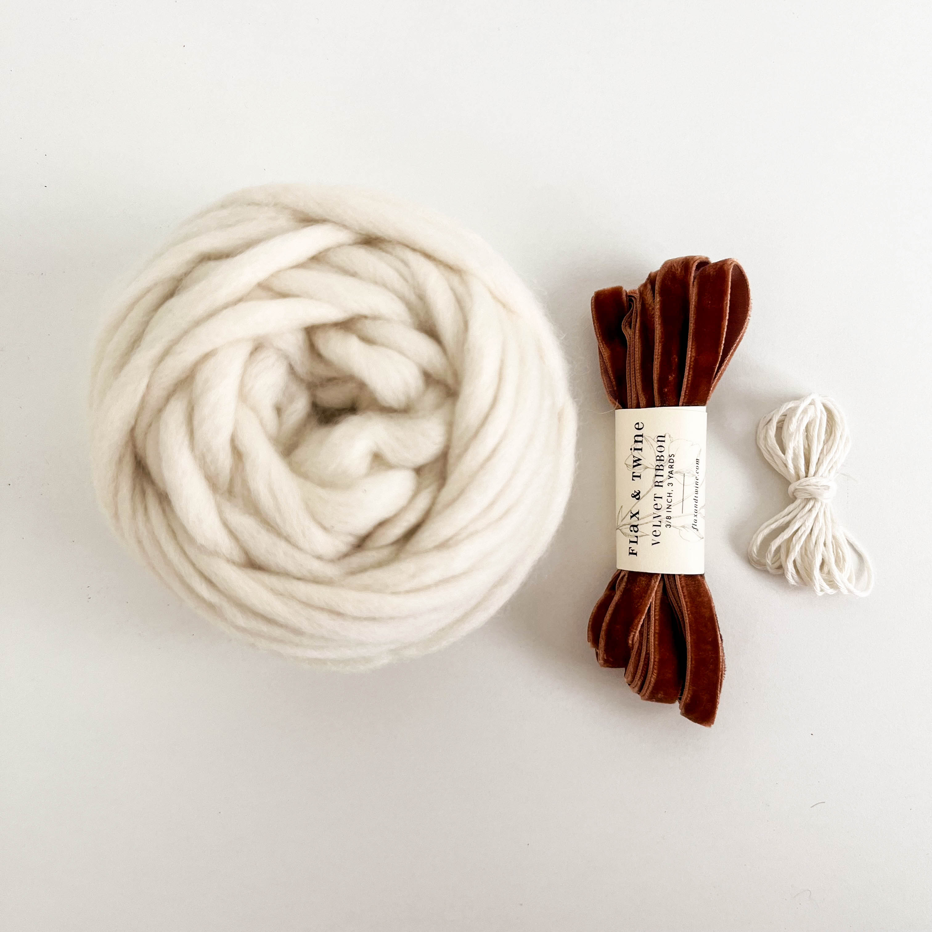 Holiday Wooly Wreath Ornament Kit (Makes 5)