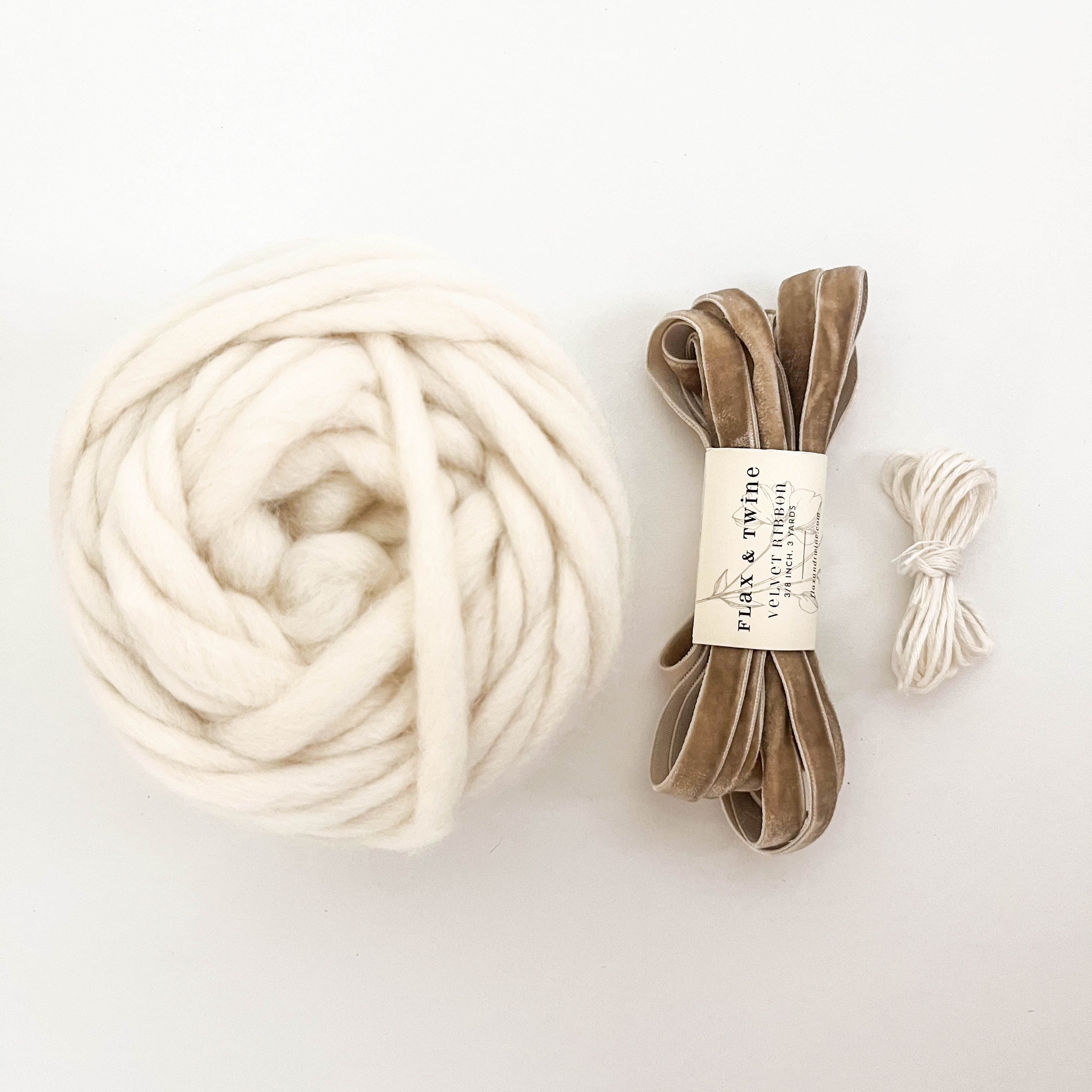 Holiday Wooly Wreath Ornament Kit (Makes 5)