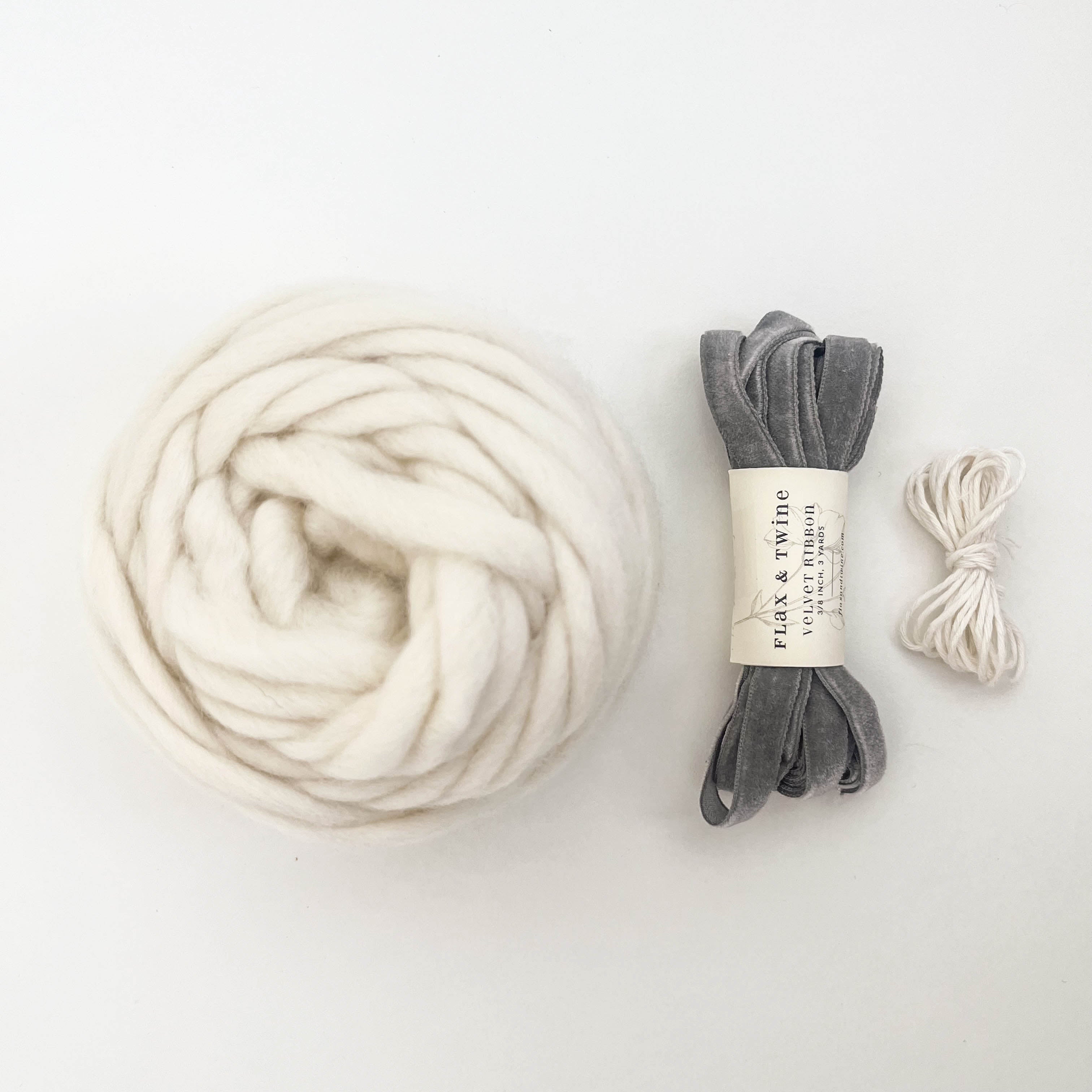 Holiday Wooly Wreath Ornament Kit (Makes 5)