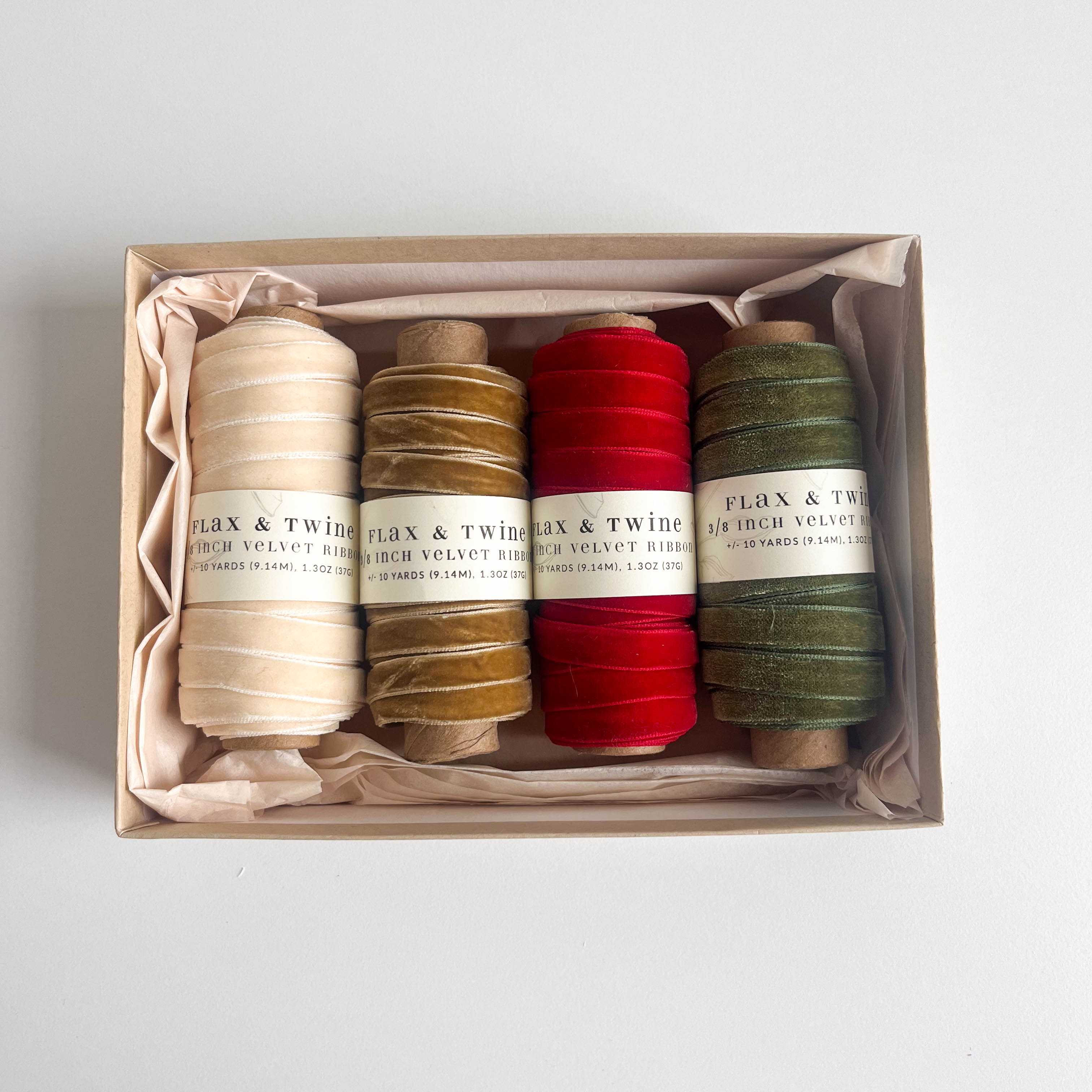 Holiday Velvet Ribbon Gift Box