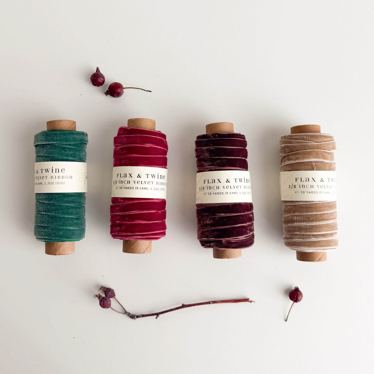 Holiday Velvet Ribbon Gift Box