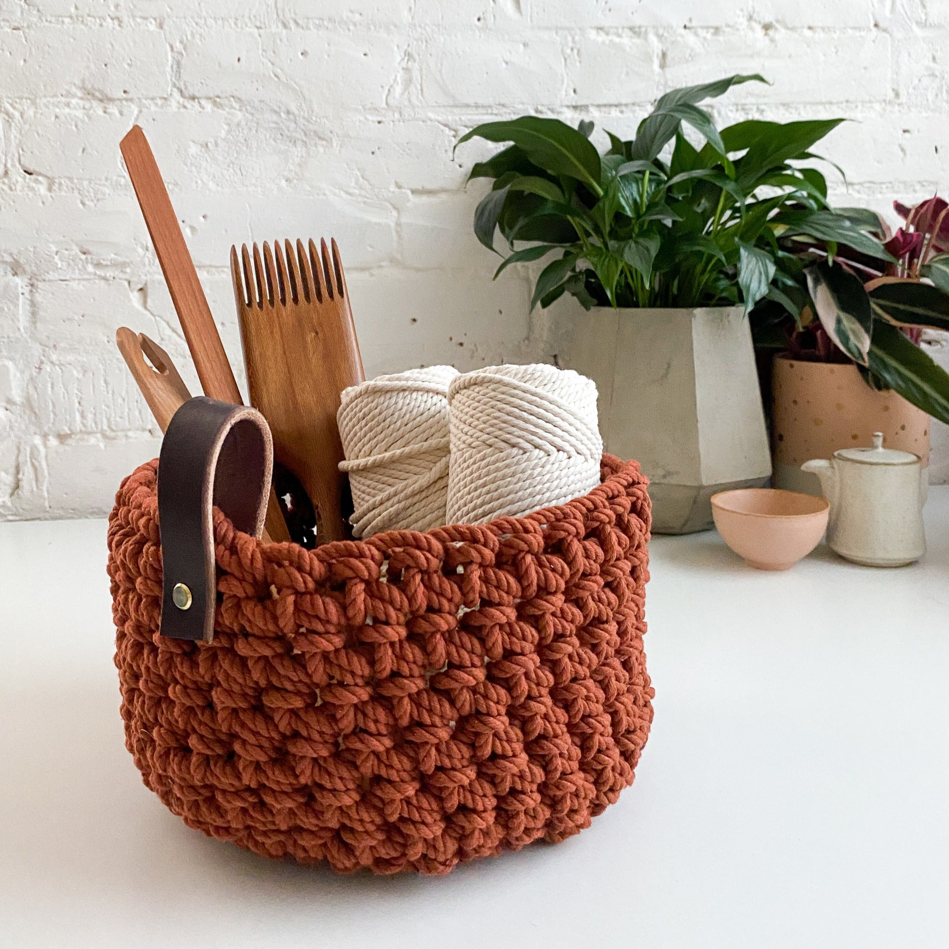 Chelsea Rope Basket With Leather Handle