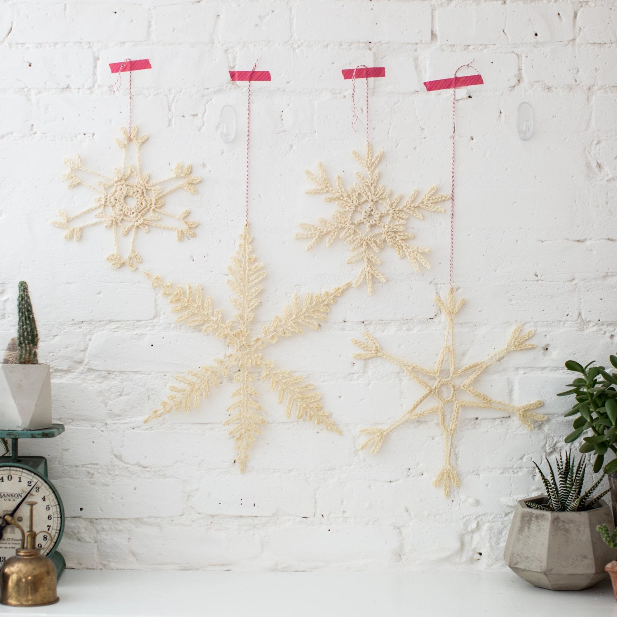 Giant Crochet Snowflakes Kit