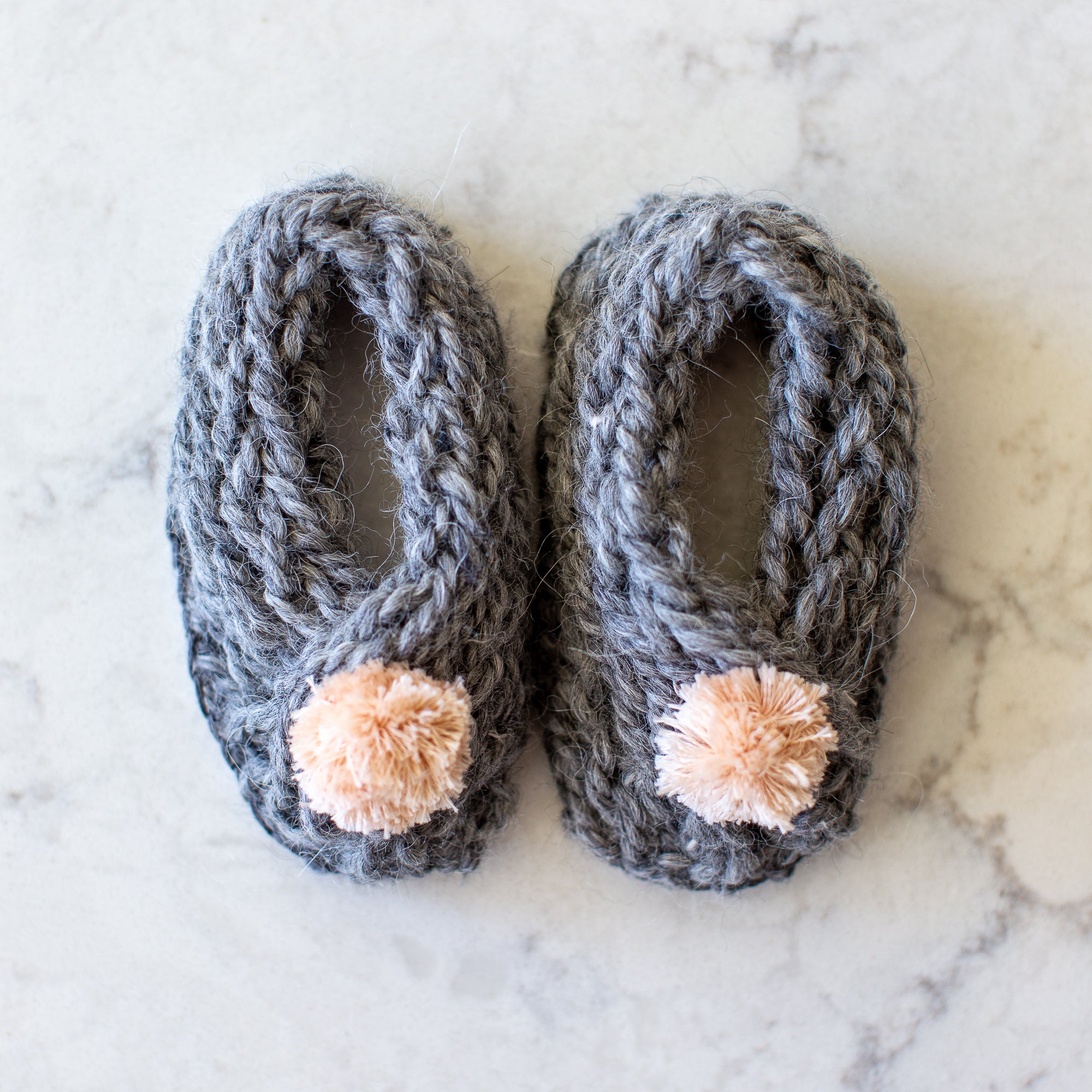 Finger Knit Baby Bootie Pattern & Video