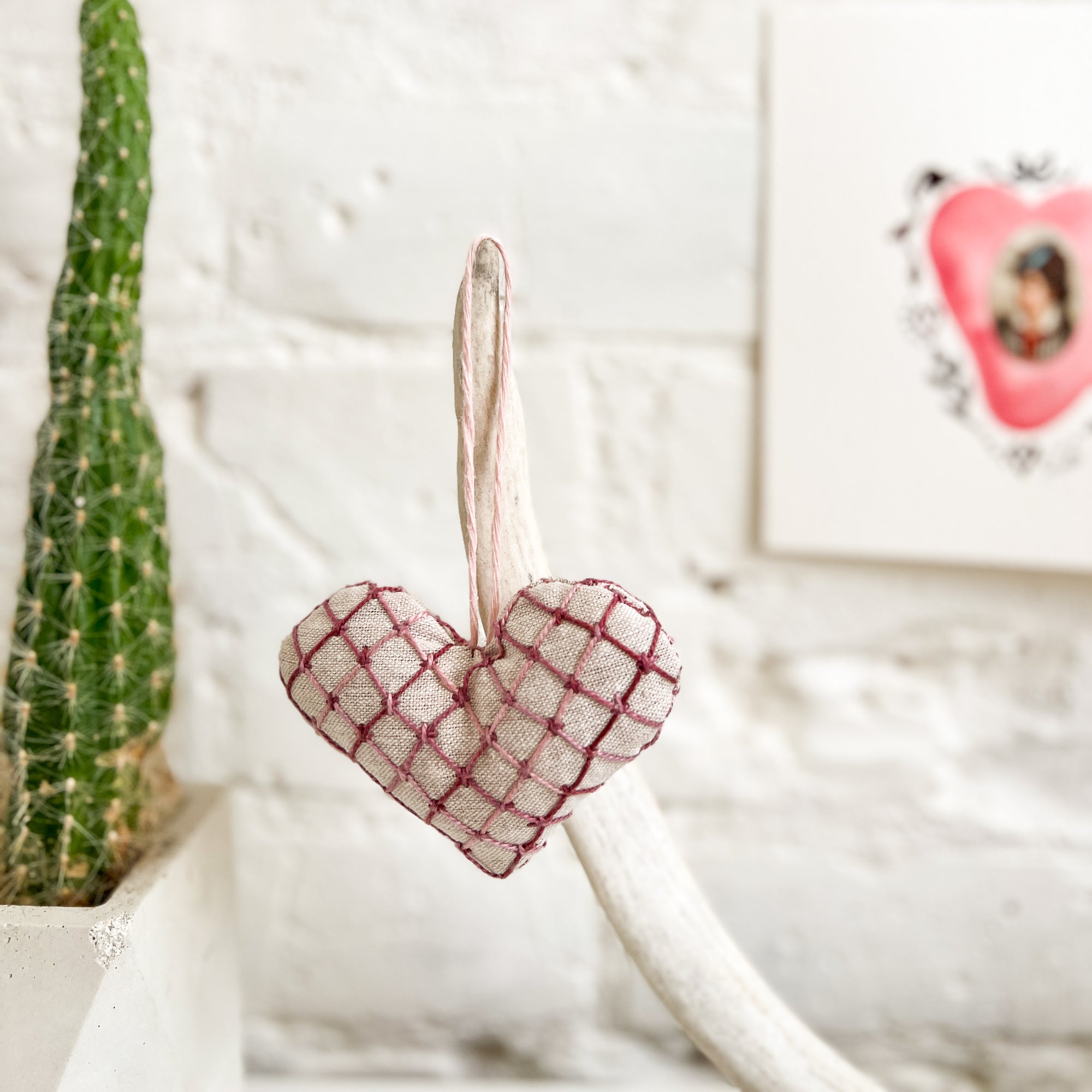 Jane Embroidered Hearts Kit