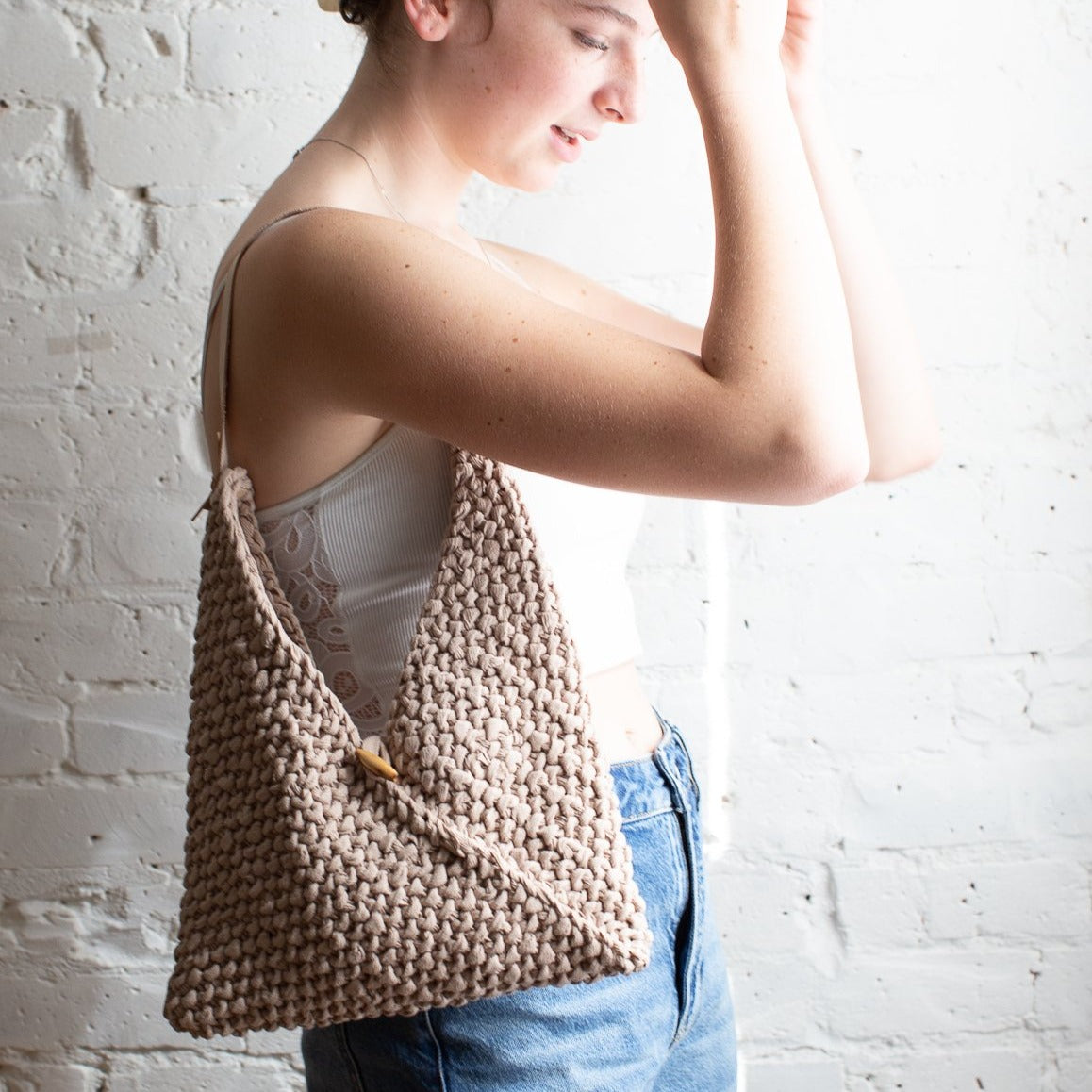 Tessa Tote Knitting Pattern and Video