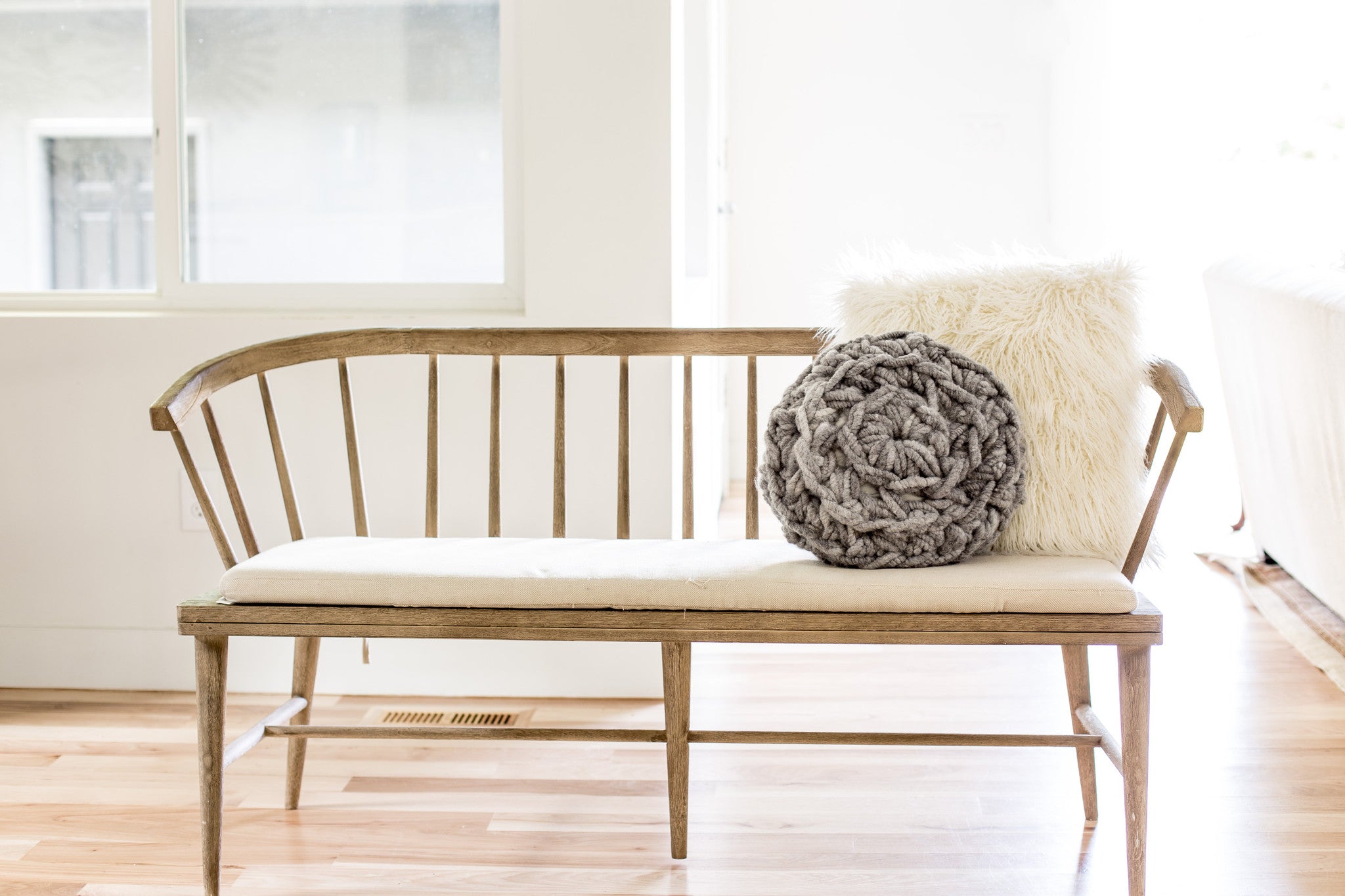 Hand Crochet Round Pillow Pattern