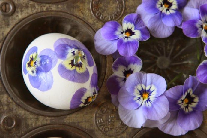 Caught My Eye: Favorite Easter Egg DIYs