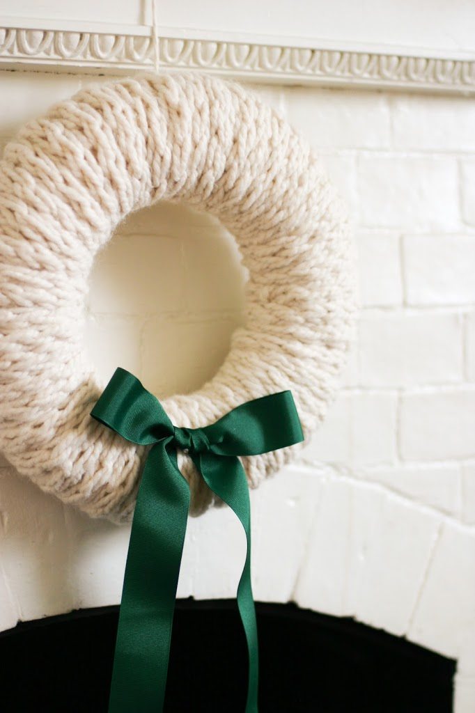 Finger-Knit Wreath–a Five Fabulous Finger-Knitting Project