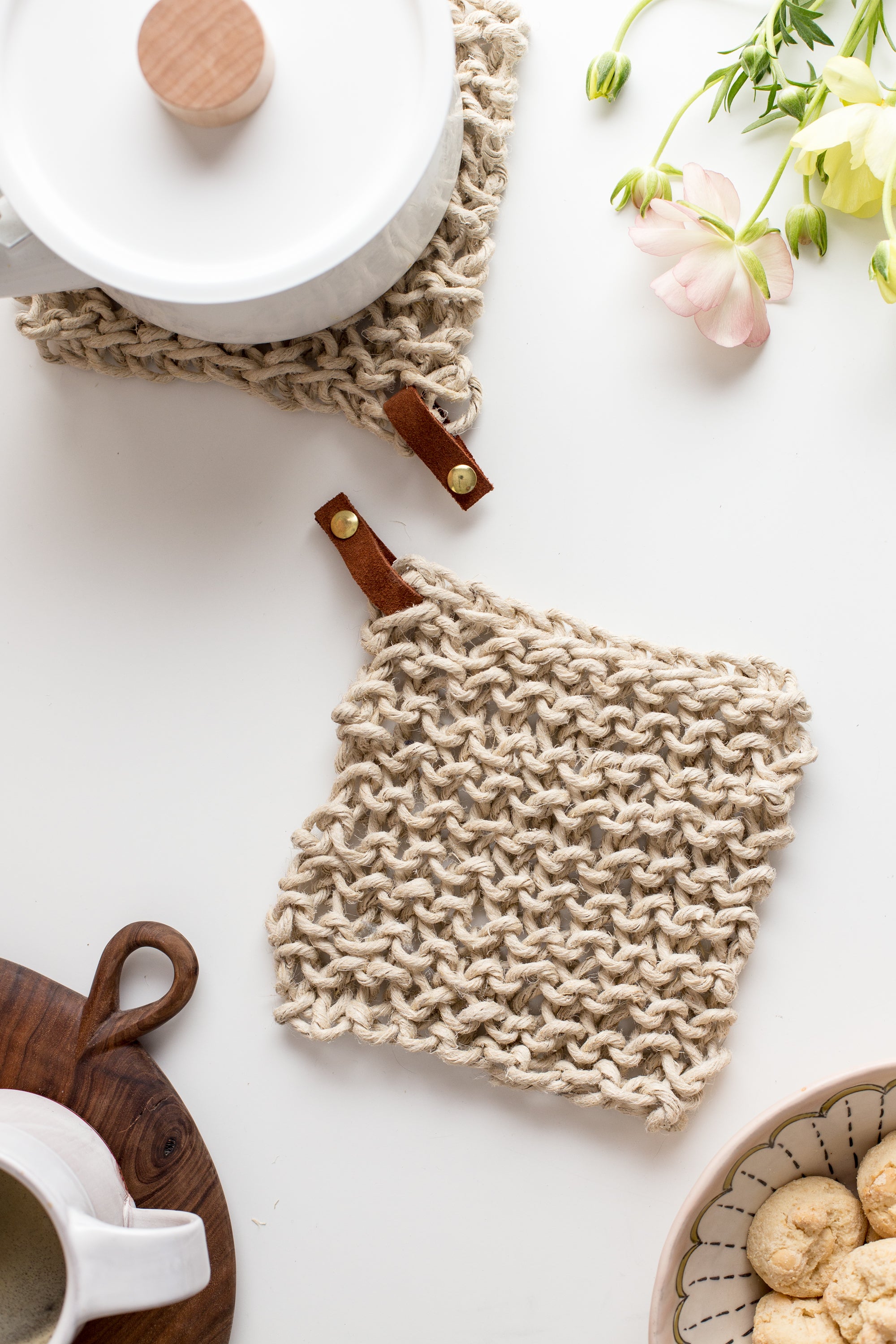 Knit Twine Potholder Pattern with Leather