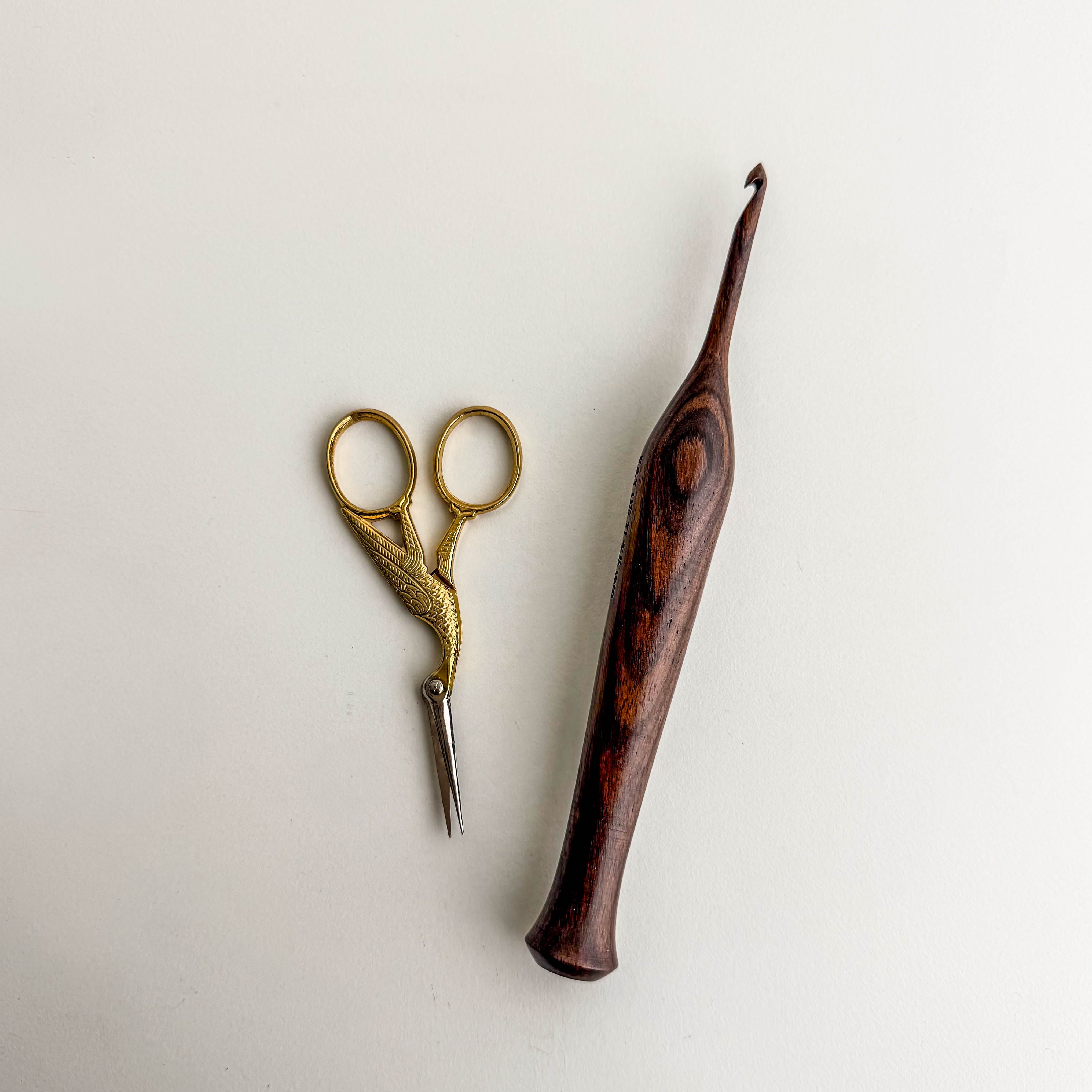 Flax & Twine Rosewood Crochet Hooks