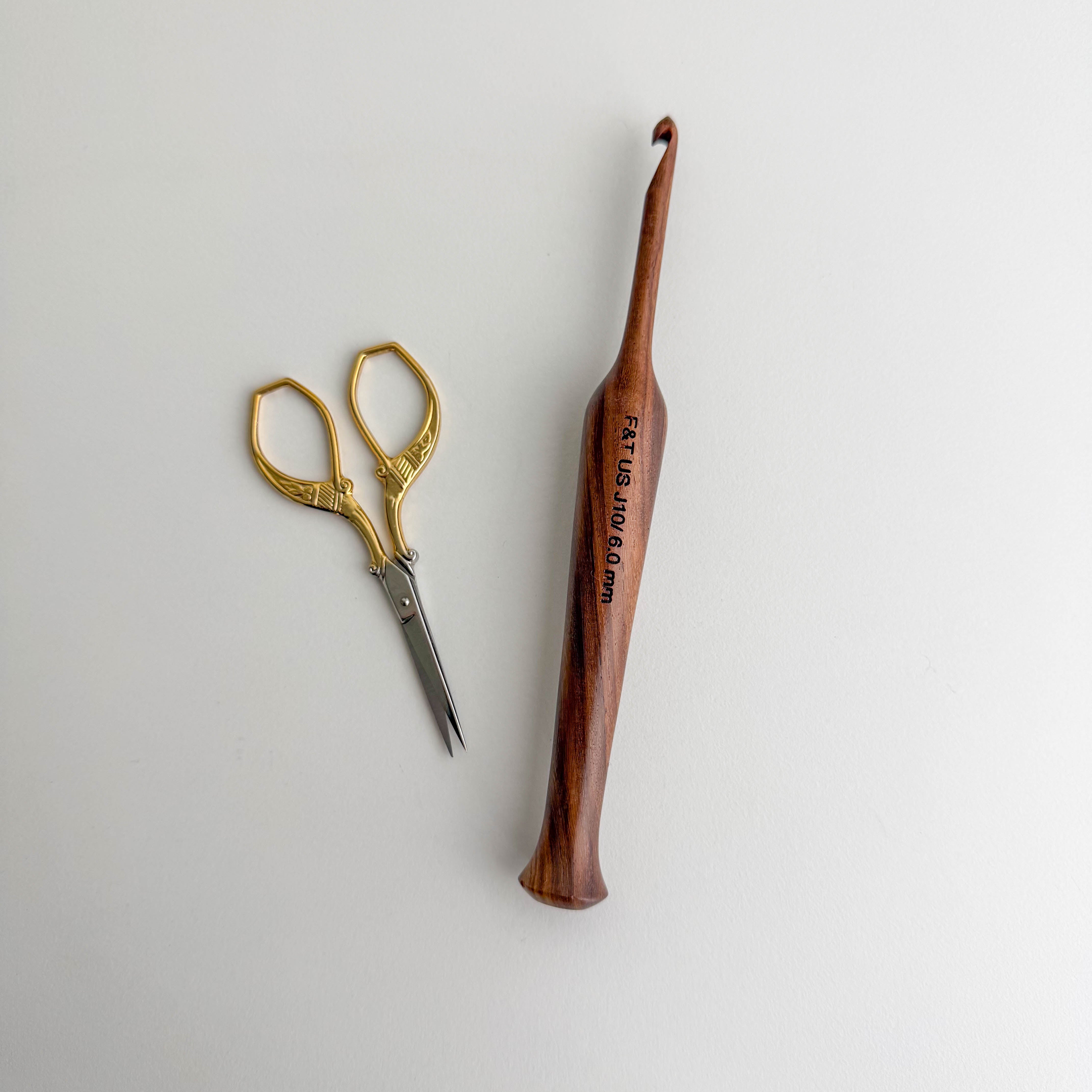 Flax & Twine Rosewood Crochet Hooks