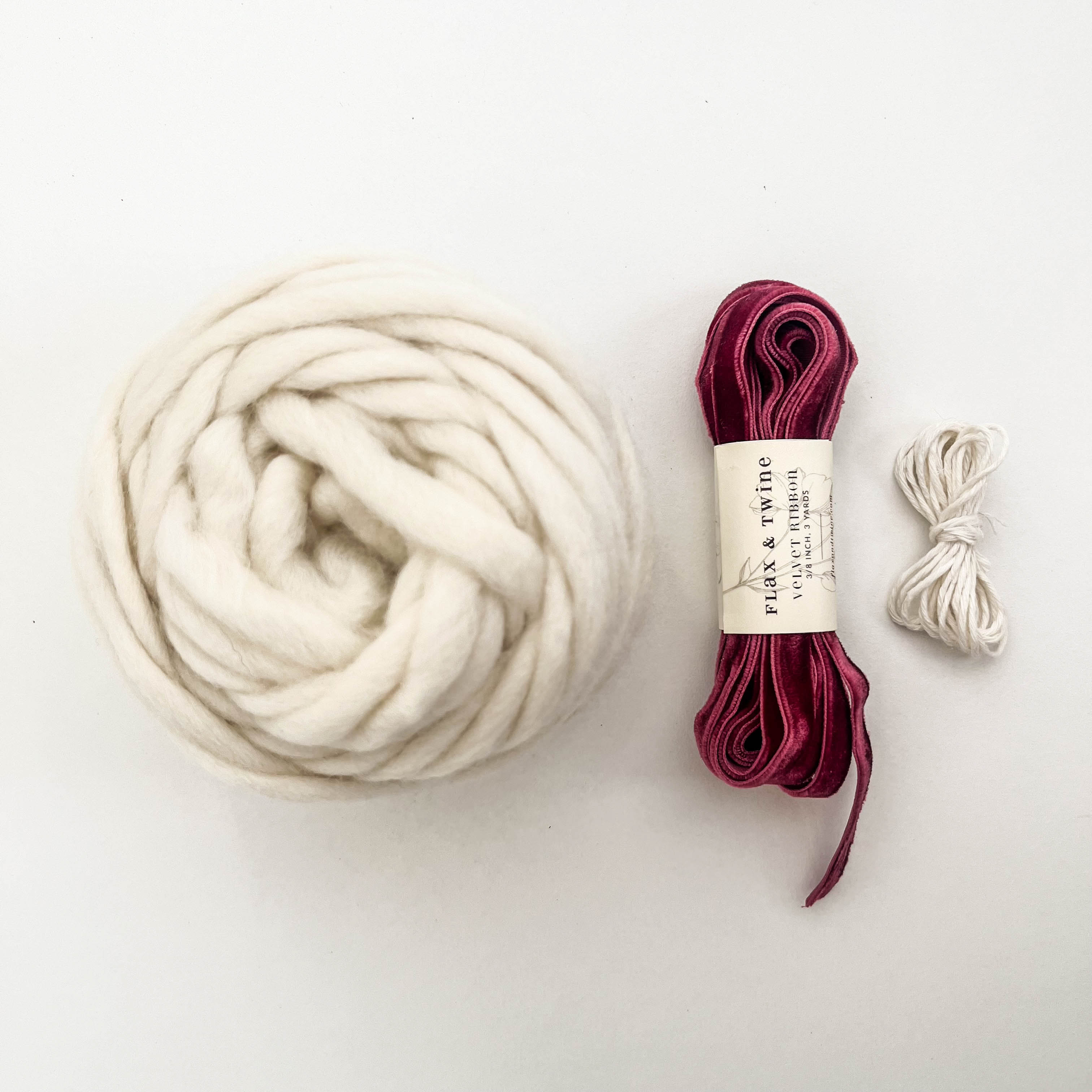 Holiday Wooly Wreath Ornament Kit (Makes 5)