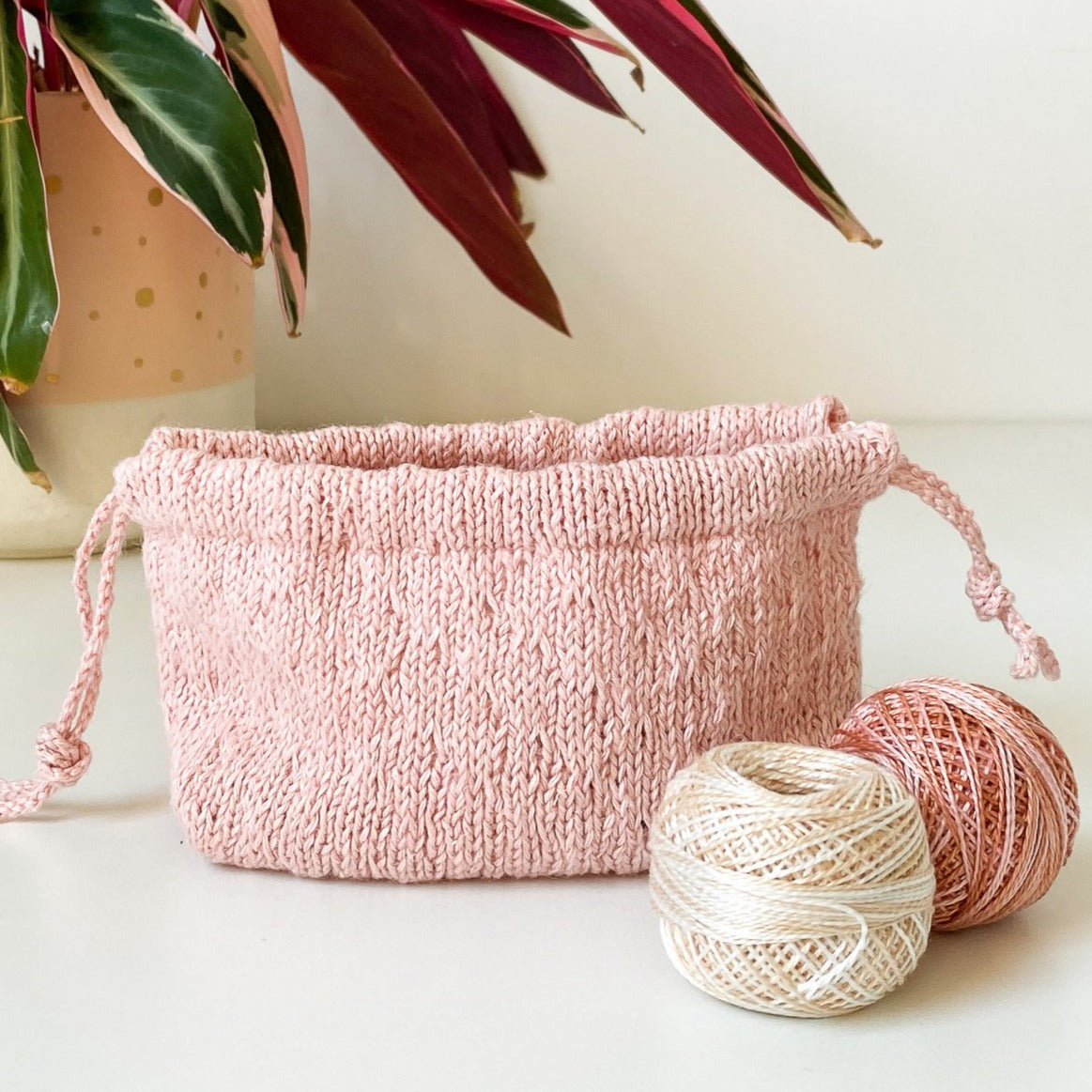 Trellis Stitch Drawstring Bag Set Kit