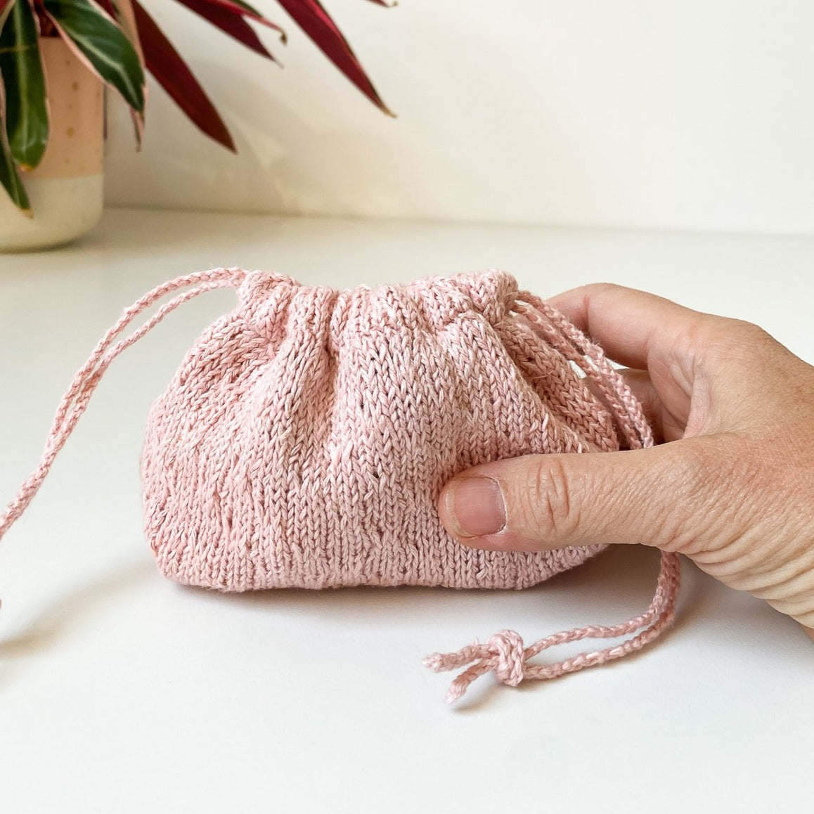 Trellis Stitch Drawstring Bag Pattern - Mini and Regular