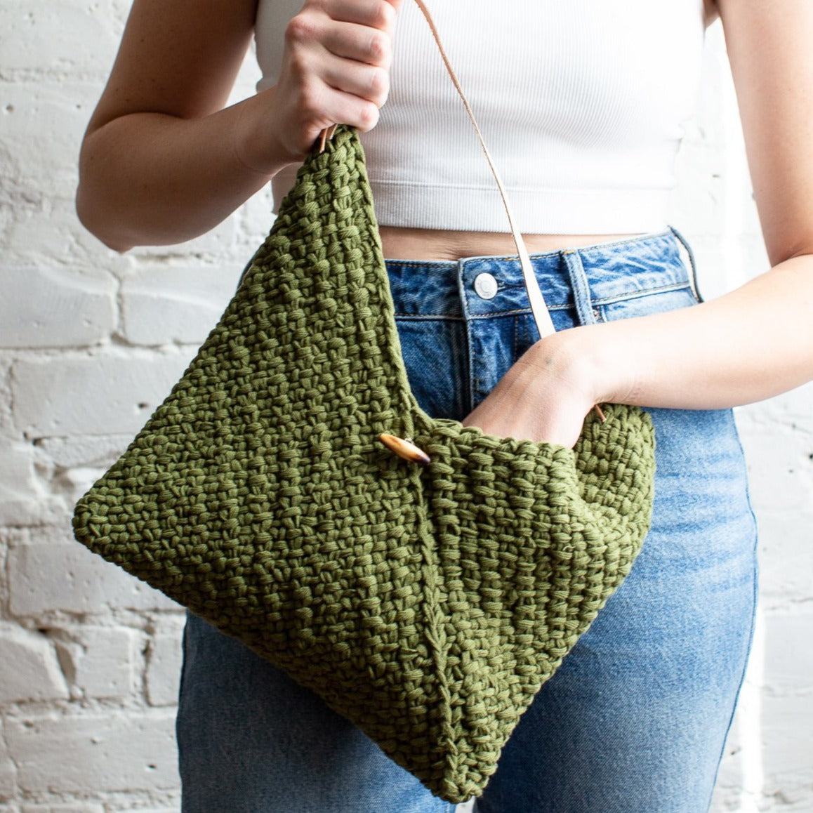 Tessa Tote Knitting Pattern and Video